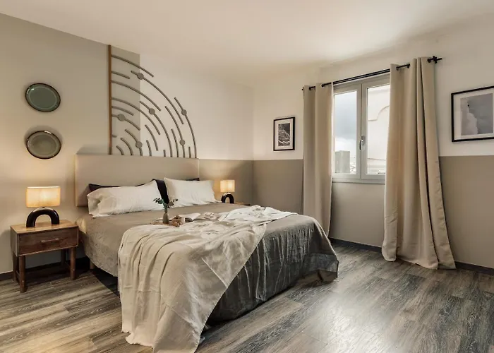 Tarra - 4 Bedrooms And Terrace In Sant Pere *